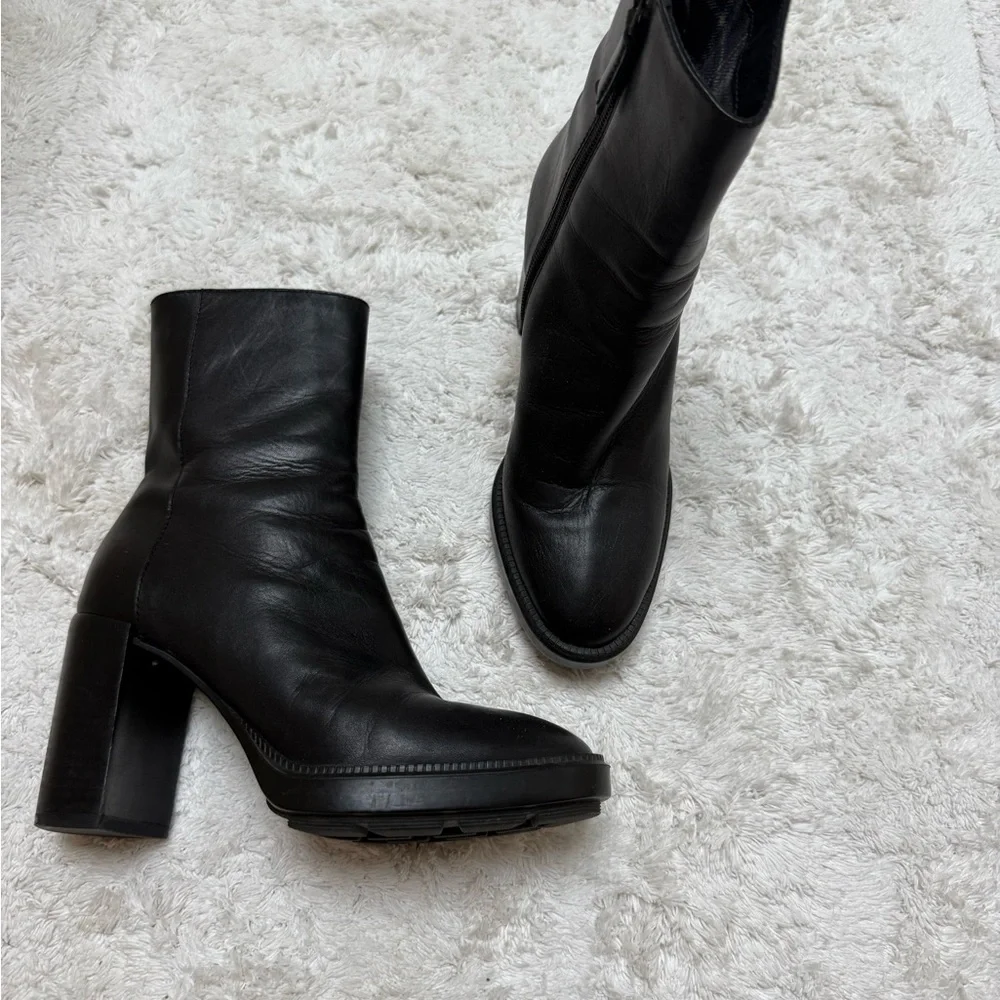 Aquatalia boots - Picture 2 of 4